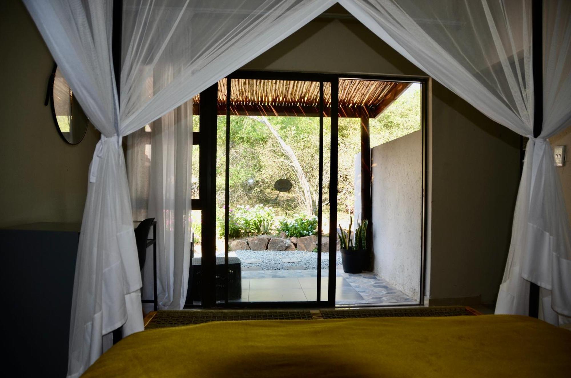 Kholiwe On Kruger Lodge & Safaris Marloth Park Eksteriør billede
